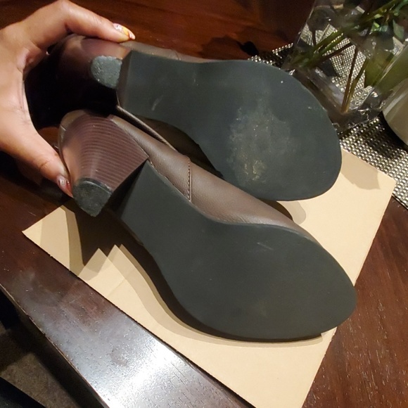 Booties - Picture 4 of 5